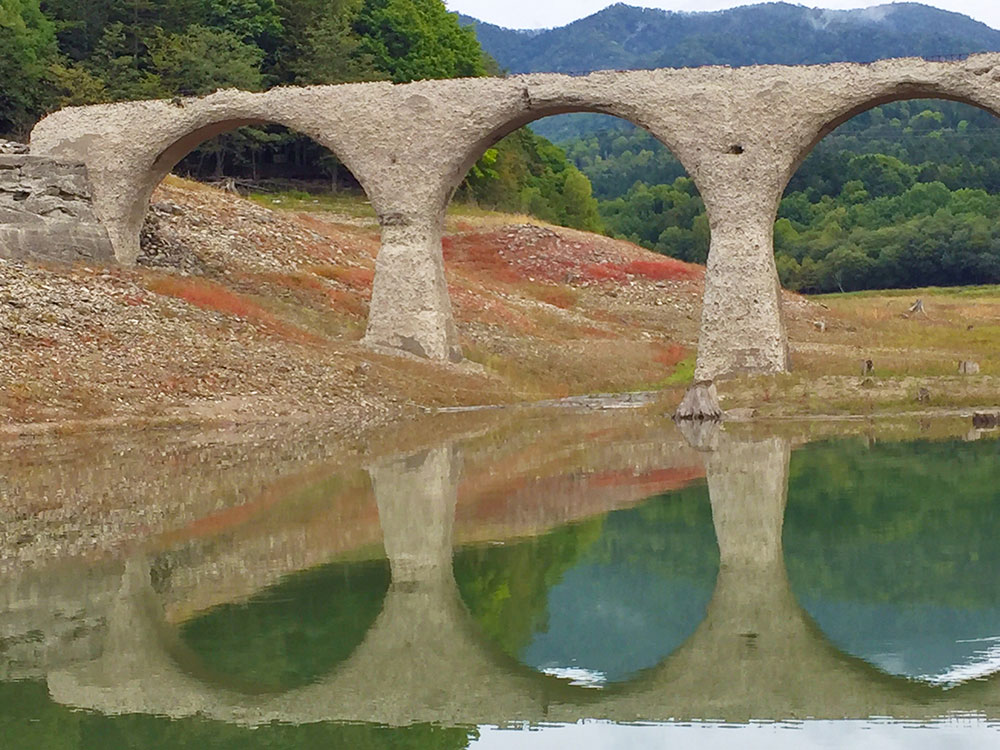 タウシュベツ橋